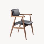 OOT PLUS ARMCHAIR